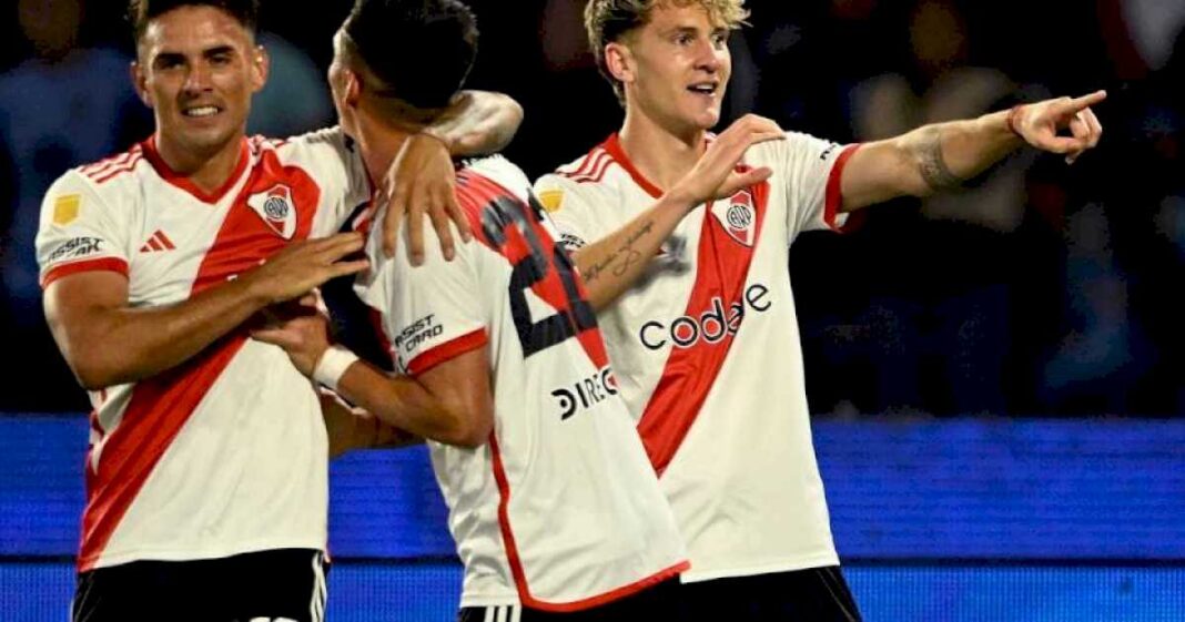 river-tendra-un-9/12-especial-en-el-movistar-arena:-estrena-pelicula-y-despues-pasan-el-partido-contra-central