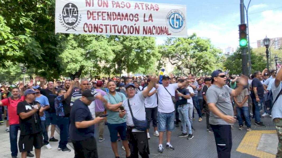 la-cgt,-seguridad-y-la-policia-portena-acordaron-garantizar-un-acto-pacifico