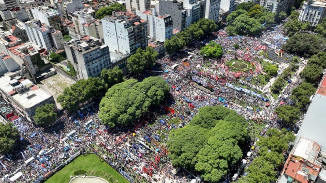 el-doble-proposito-de-la-cgt-con-un-paro-demasiado-temprano