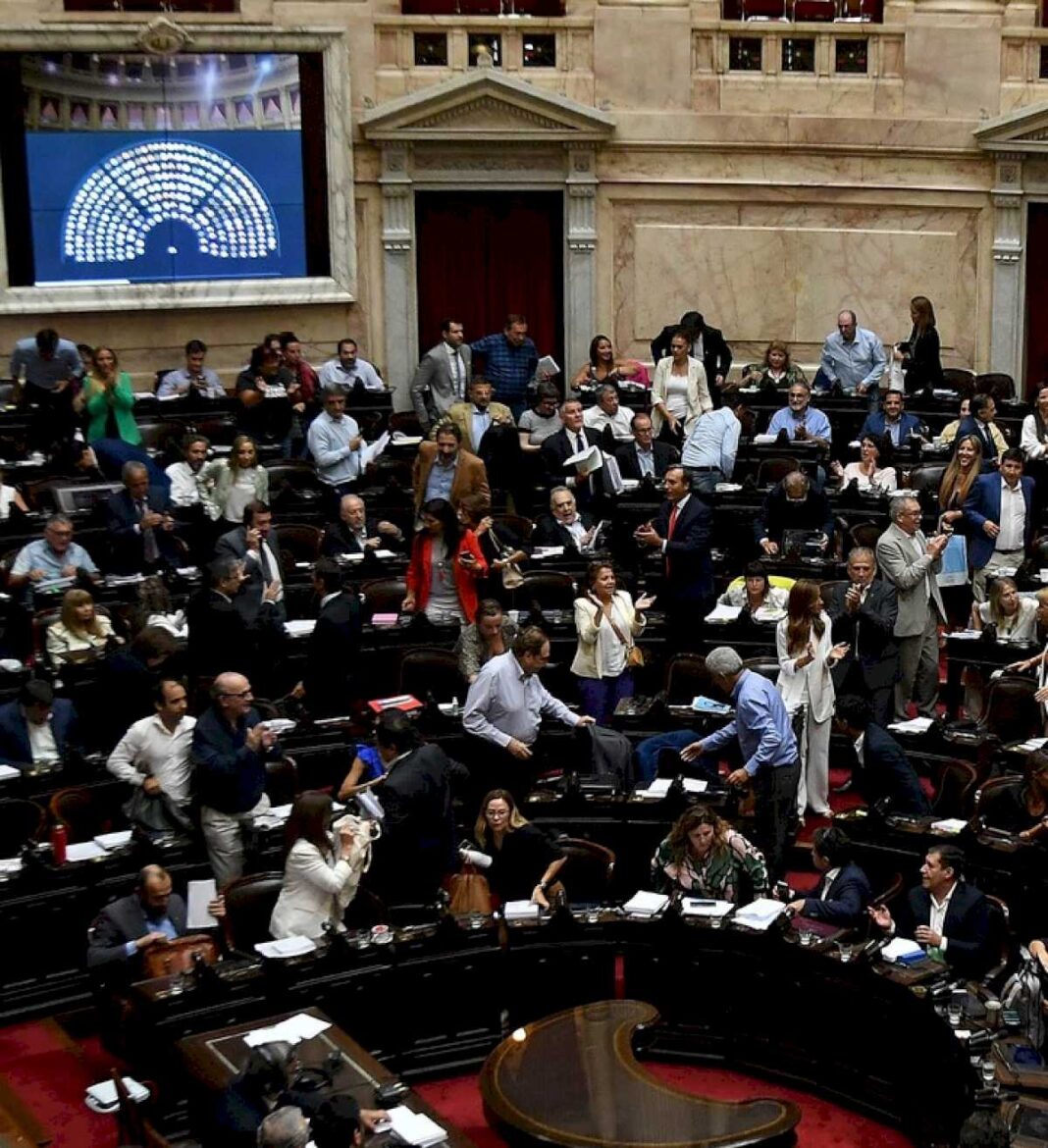 finalizan-las-sesiones-extraordinarias-y-milei-no-logro-aprobar-ninguno-de-los-14-proyectos-que-envio-al-congreso