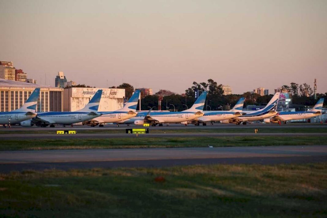 paro-nacional-del-9-de-mayo:-que-opciones-ofrecen-las-aerolineas-por-los-mas-de-700-vuelos-cancelados