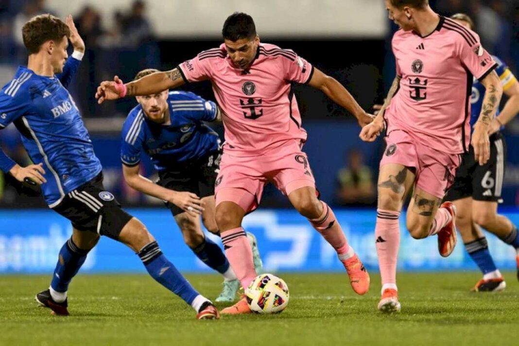 lionel-messi-no-juega-e-inter-miami-no-gana:-el-enojo-de-luis-suarez-con-martino-cuando-lo-saco-en-el-0-0-ante-orlando