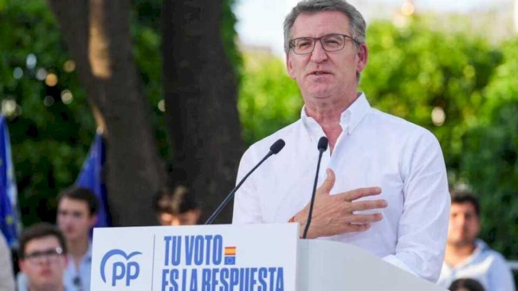 feijoo-enfila-la-recta-final-de-las-europeas-en-sevilla:-la-respuesta-a-las-cartas,-a-la-comedia,-son-las-urnas