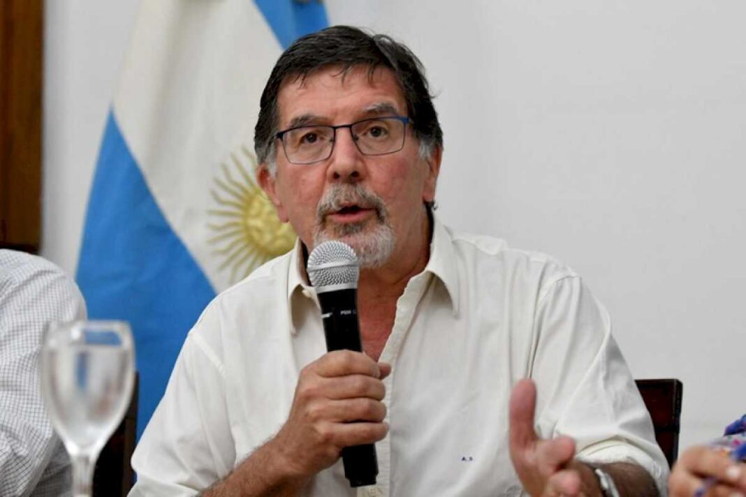 sileoni-se-defendio-de-las-criticas-por-la-anulacion-de-la-repitencia-en-provincia:-no-soy-el-ministro-del-siga-siga