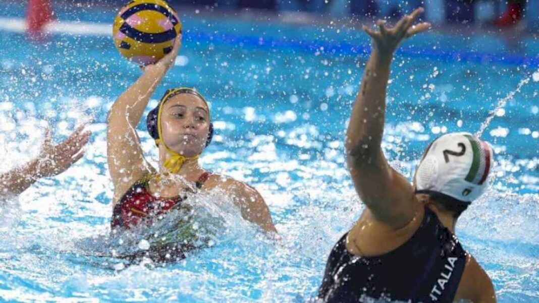 la-seleccion-femenina-de-waterpolo-pasa-invicta-a-su-duelo-de-cuartos-con-canada