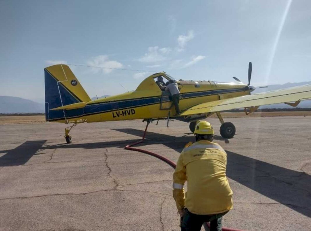 desesperada-busqueda-de-un-avion-hidrante-que-desaparecio-mientras-combatia-incendios-en-la-rioja