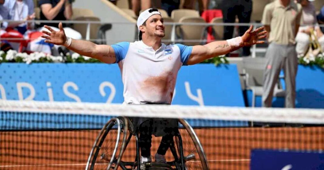 juegos-paralimpicos:-gustavo-fernandez-hizo-historia-en-paris-2024-y-se-quedo-con-la-medalla-de-bronce-en-tenis-adaptado