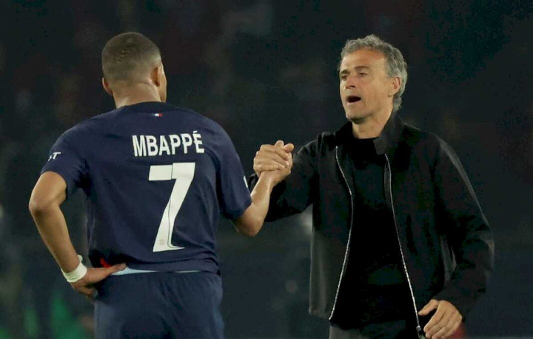 el-revelador-cara-a-cara-de-luis-enrique-con-kylian-mbappe,-antes-de-irse-al-real-madrid:-liderazgo,-motivacion-y-michael-jordan